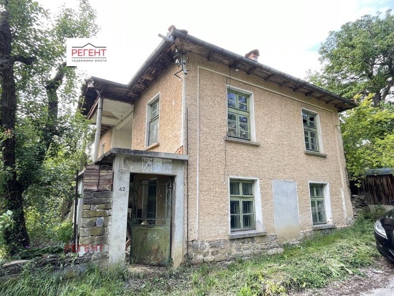 Продава КЪЩА в област Габрово, с. Дамяново - 70 кв.м / 14 827.46 € » 29 000 лв., РЕГЕНТ