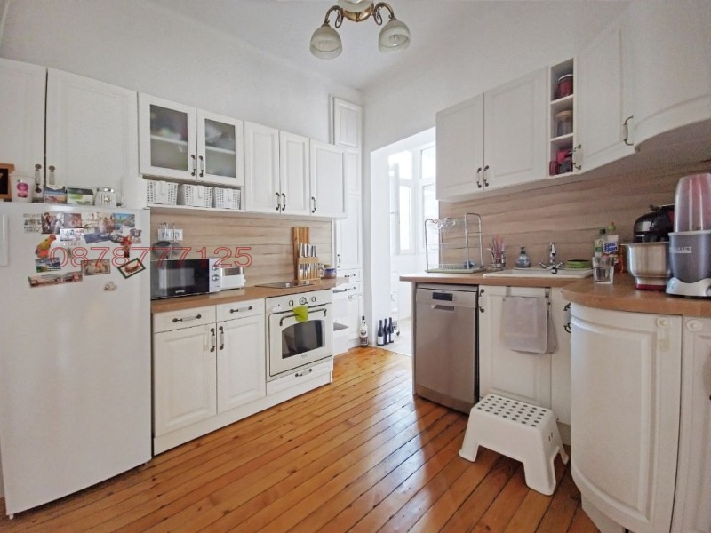 Na prodej  3 ložnice Sofia , Centar , 140 m2 | 53216258 - obraz [14]