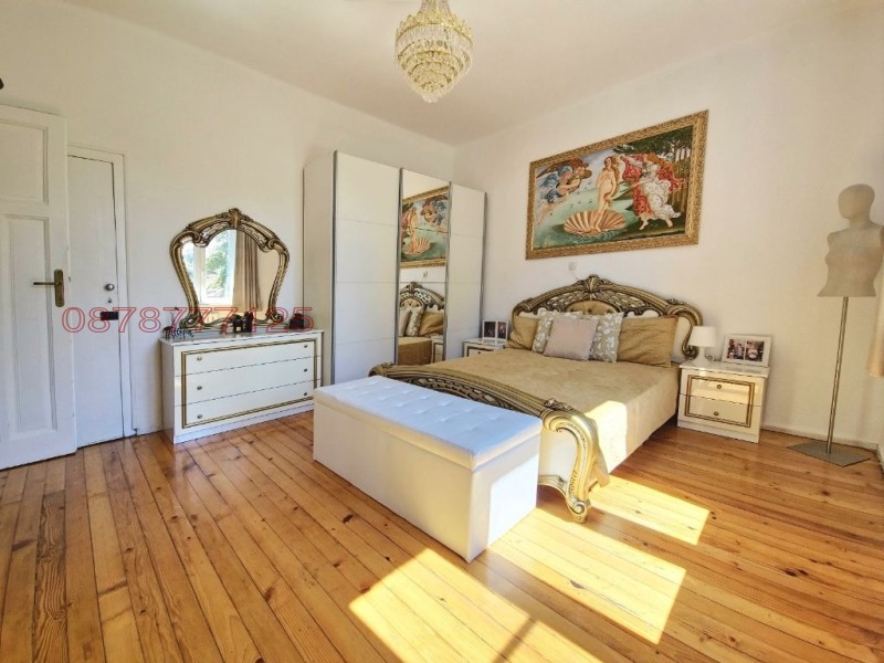 Na prodej  3 ložnice Sofia , Centar , 140 m2 | 53216258 - obraz [12]