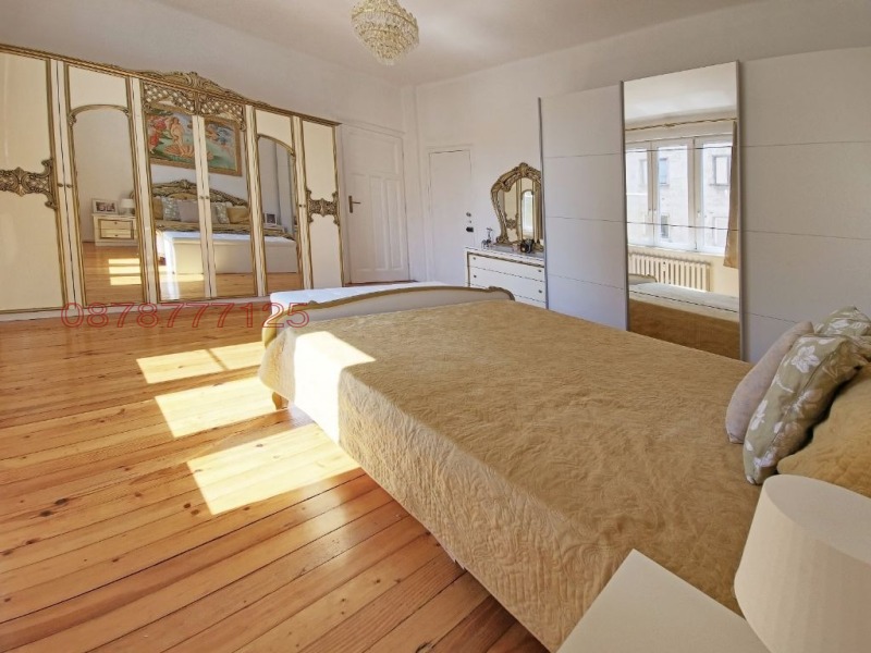 Na prodej  3 ložnice Sofia , Centar , 140 m2 | 53216258 - obraz [13]