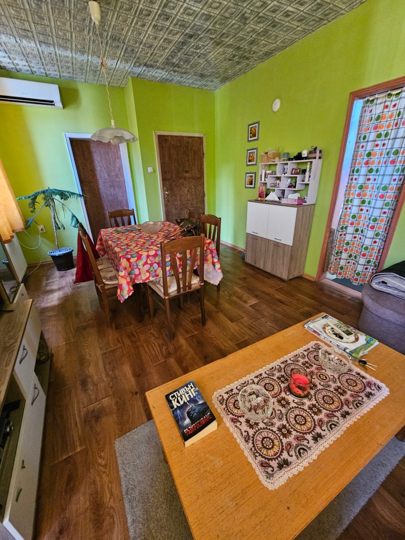 Продава  Етаж от къща град Кюстендил , Център , 144 кв.м | 44412669 - изображение [16]