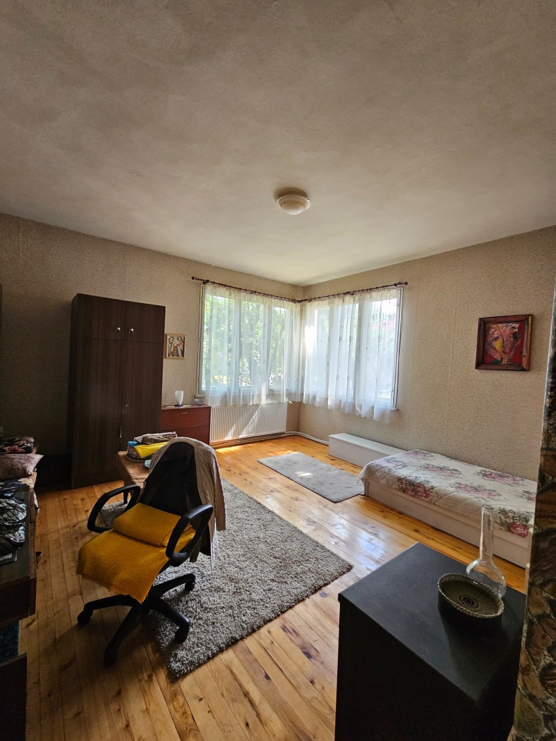 Продава  Етаж от къща град Кюстендил , Център , 144 кв.м | 44412669 - изображение [11]