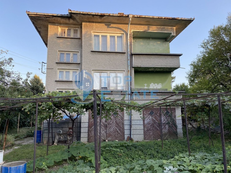 Продава  Къща област Велико Търново , гр. Лясковец , 300 кв.м | 23802189