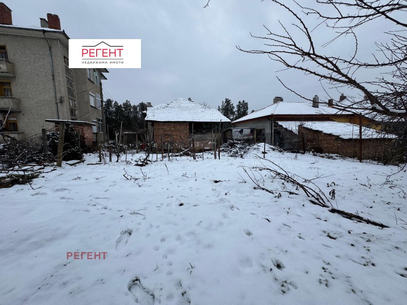 Продава КЪЩА, гр. Павликени, област Велико Търново, снимка 12 - Къщи - 53110981