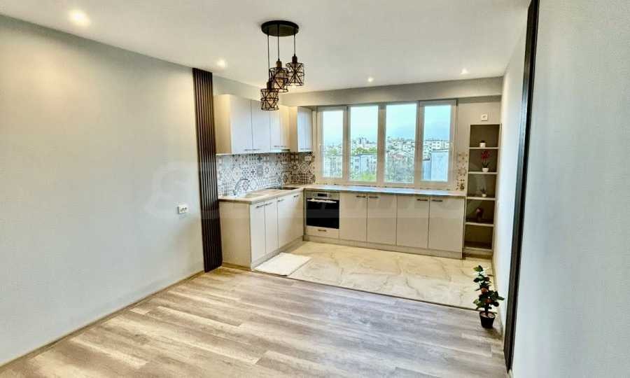 Продава 3-СТАЕН, гр. Пловдив, Кючук Париж