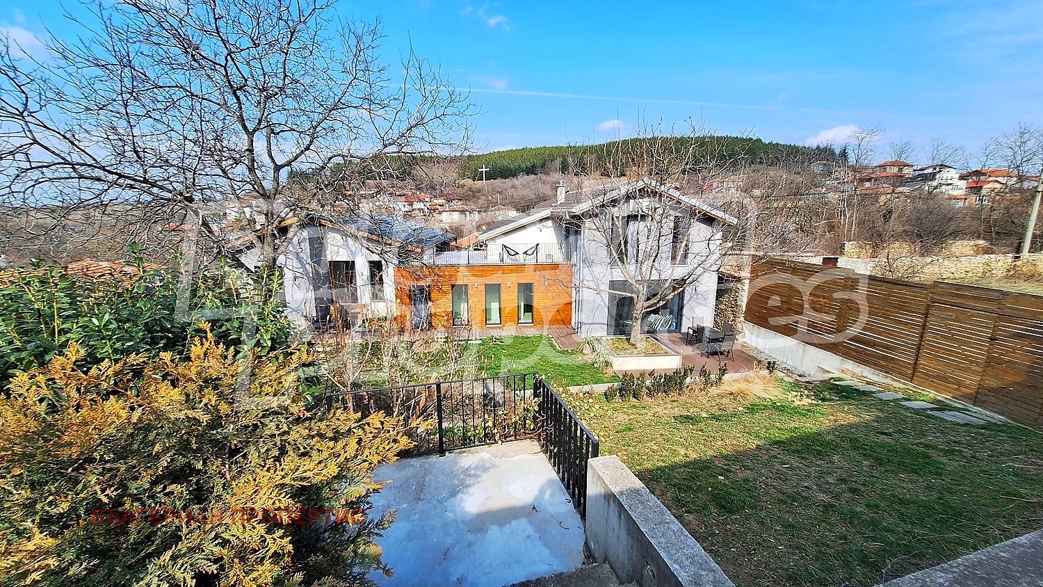 Продава КЪЩА, с. Славовица, област Пазарджик