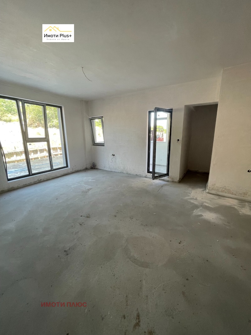 Продава 3-СТАЕН в град Шумен, Тракия - 91 кв.м / 138 048.81 € » 270 000 лв., ИМОТИ ПЛЮС