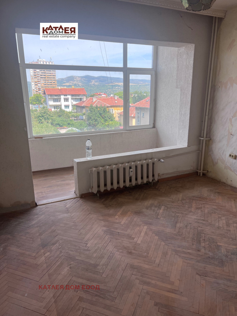 Te koop  2 slaapkamers Vratsa , Tsentar , 70 m² | 74112047