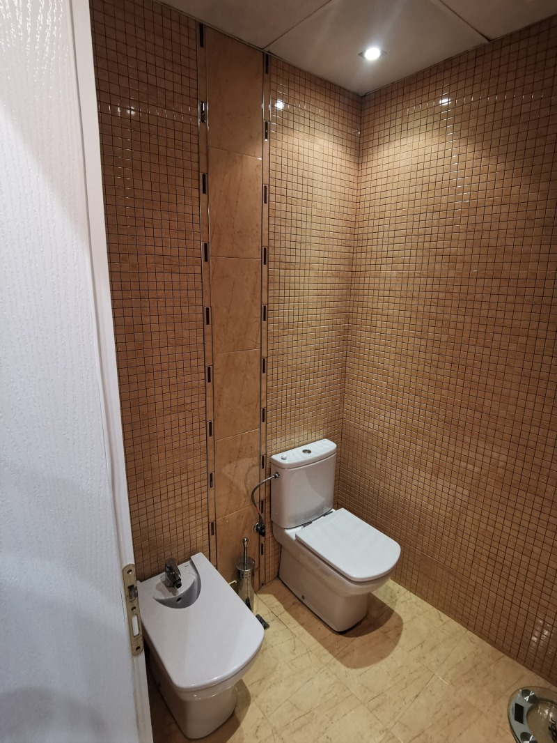 Продава  Многостаен град Пловдив , Център , 107 кв.м | 18811316 - изображение [7]