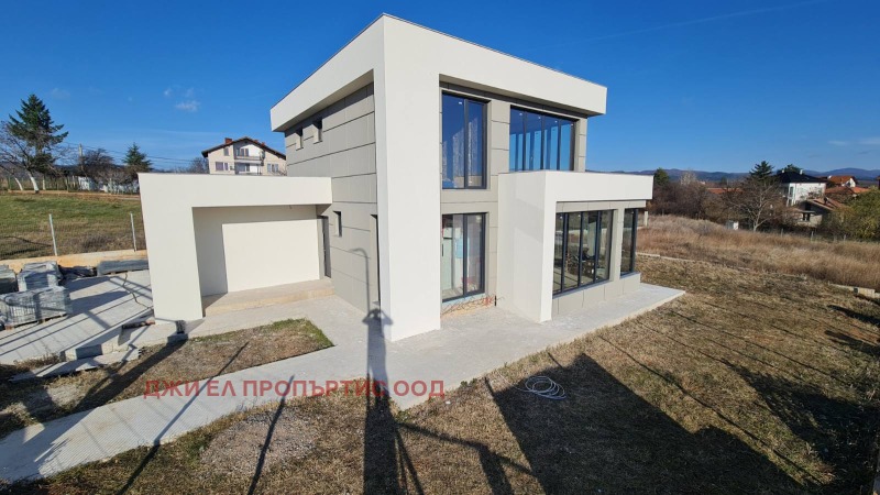 Продава КЪЩА, гр. Нови Искър, област София-град, снимка 2 - Къщи - 41673090