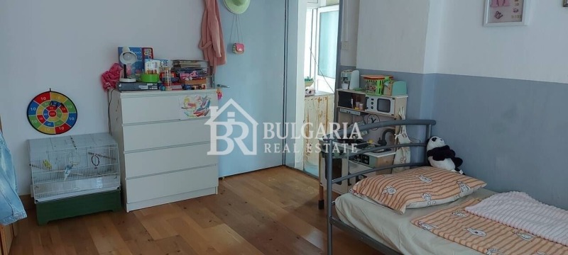 Продава КЪЩА, гр. Карнобат, област Бургас, снимка 11 - Къщи - 53089070