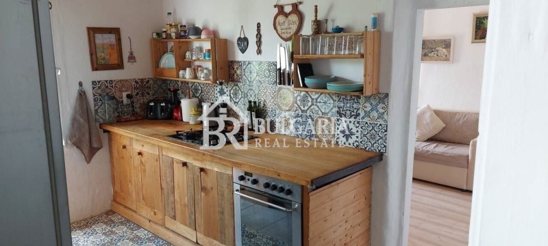 Продава КЪЩА, гр. Карнобат, област Бургас, снимка 7 - Къщи - 53089070