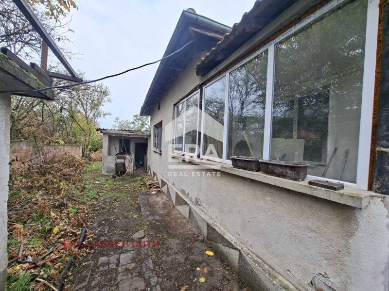 Продава КЪЩА, с. Гривица, област Плевен, снимка 14 - Къщи - 53692235