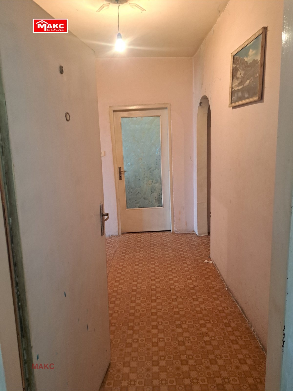 Продава 3-СТАЕН, гр. Перник, Изток, снимка 2 - Апартаменти - 54794697