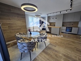 Продава 3-стаен град Пловдив Гагарин - [1] 