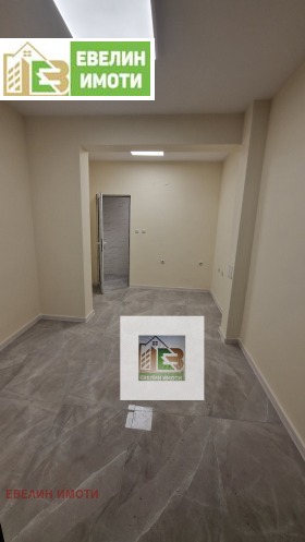 МАГАЗИН, 20 m2