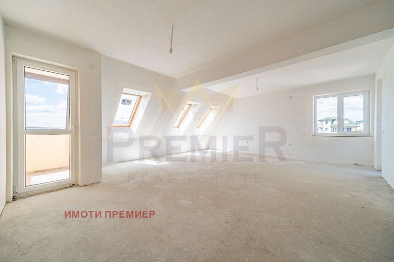 Продава  3-стаен град Варна , Център , 112 кв.м | 22684103