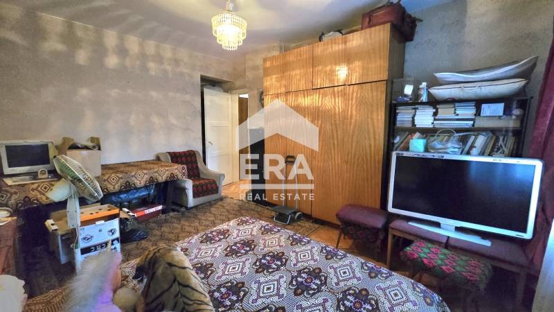 Продава  3-стаен град София , Оборище , 87 кв.м | 85984965