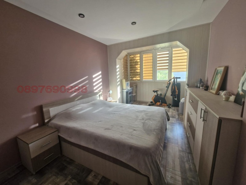 Продава 3-СТАЕН, гр. Добрич, Свети Георги, снимка 9 - Апартаменти - 52783470