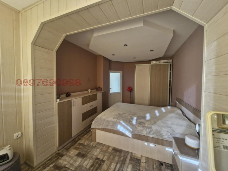 Продава 3-СТАЕН, гр. Добрич, Свети Георги, снимка 10 - Апартаменти - 52783470