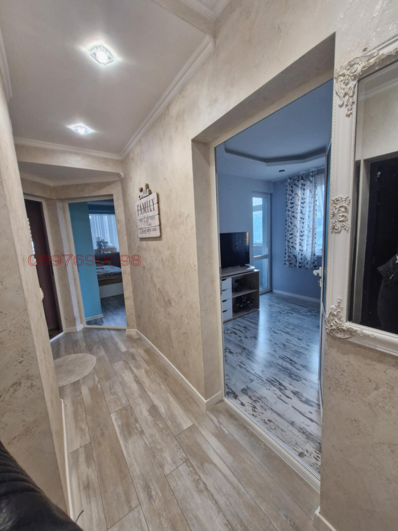 Продава 3-СТАЕН, гр. Добрич, Свети Георги, снимка 5 - Апартаменти - 52783470