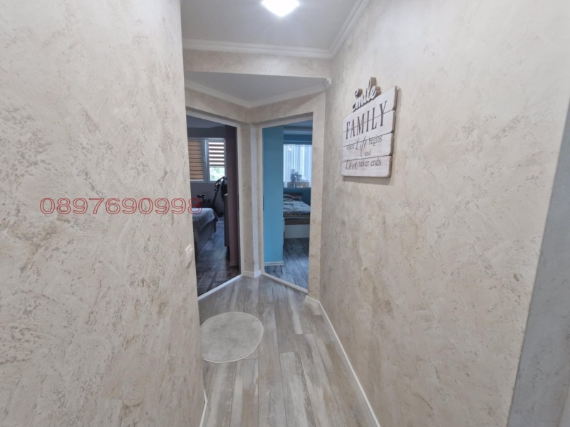 Продава 3-СТАЕН, гр. Добрич, Свети Георги, снимка 11 - Апартаменти - 52783470