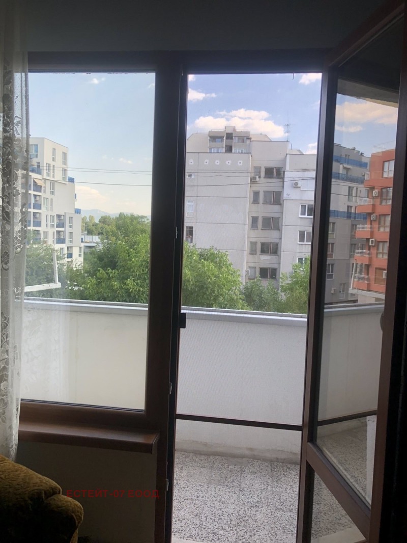 Продава 3-СТАЕН, гр. Пловдив, Кършияка, снимка 2 - Апартаменти - 52466748