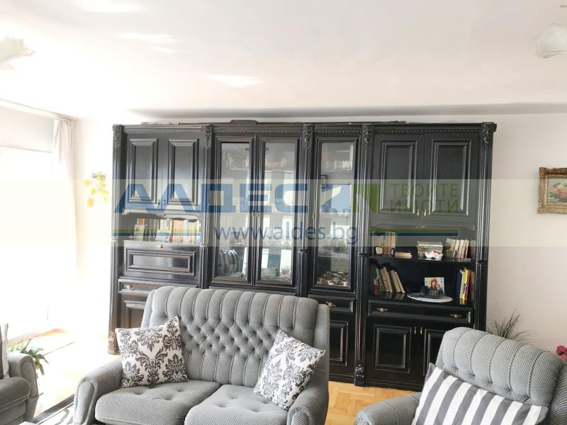 Продава 4-СТАЕН, гр. София, Лагера, снимка 3 - Апартаменти - 52812449