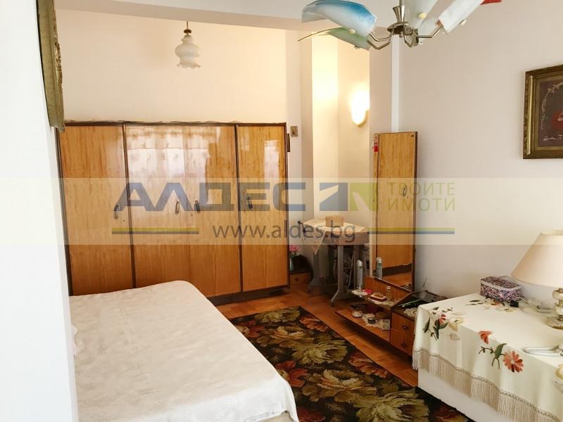 Продава 4-СТАЕН, гр. София, Лагера, снимка 6 - Апартаменти - 52812449