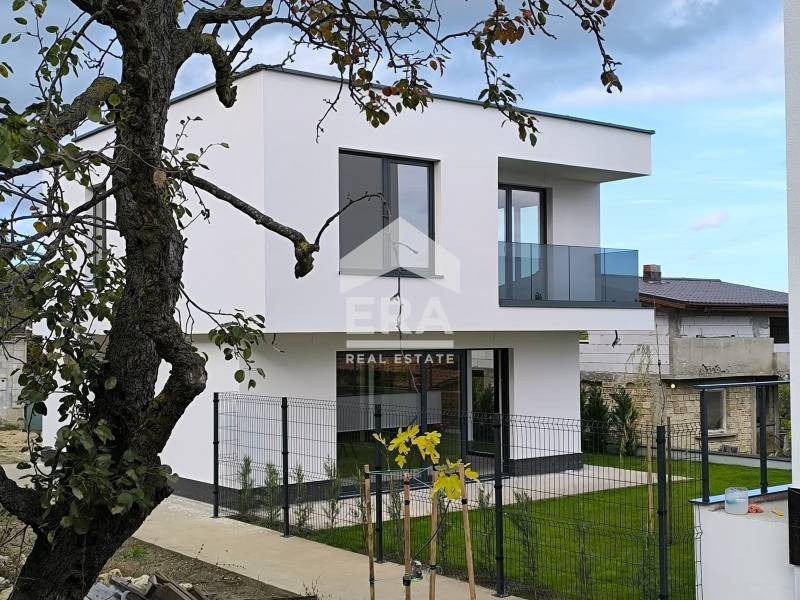 Продава КЪЩА, гр. Варна, м-т Манастирски рид