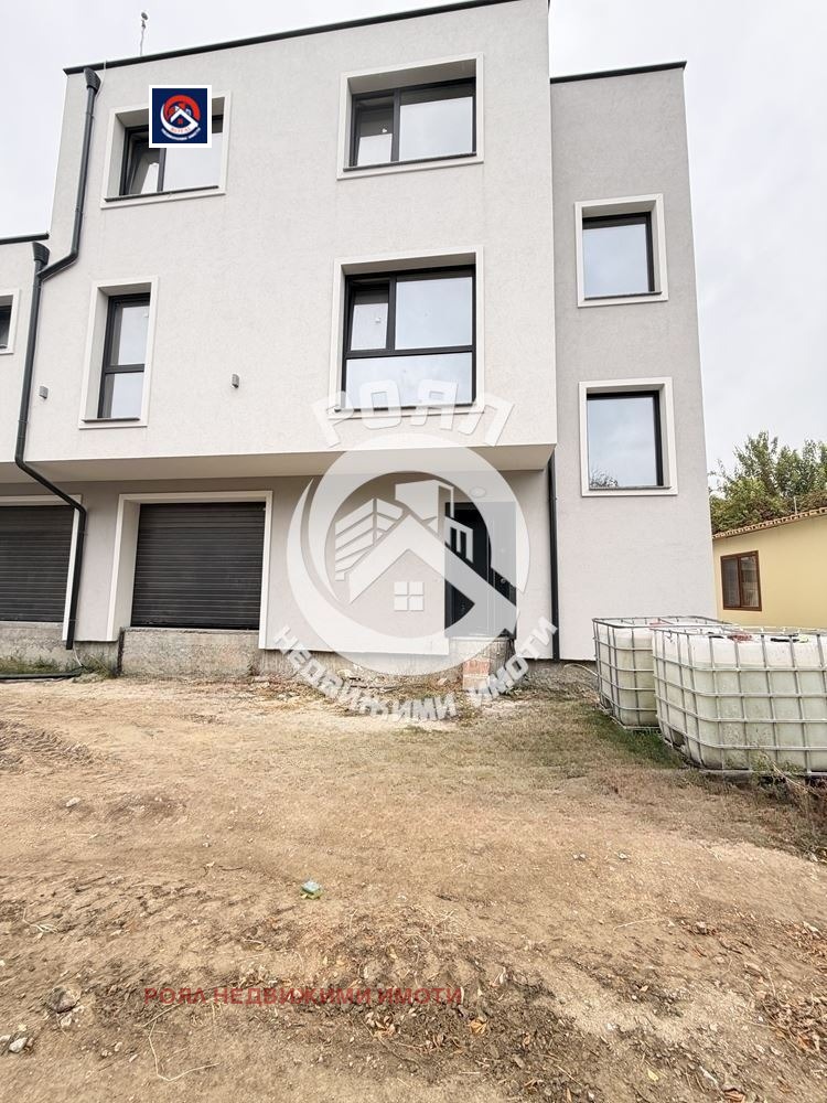 Продава КЪЩА, гр. Пловдив, Беломорски, снимка 2 - Къщи - 56743505