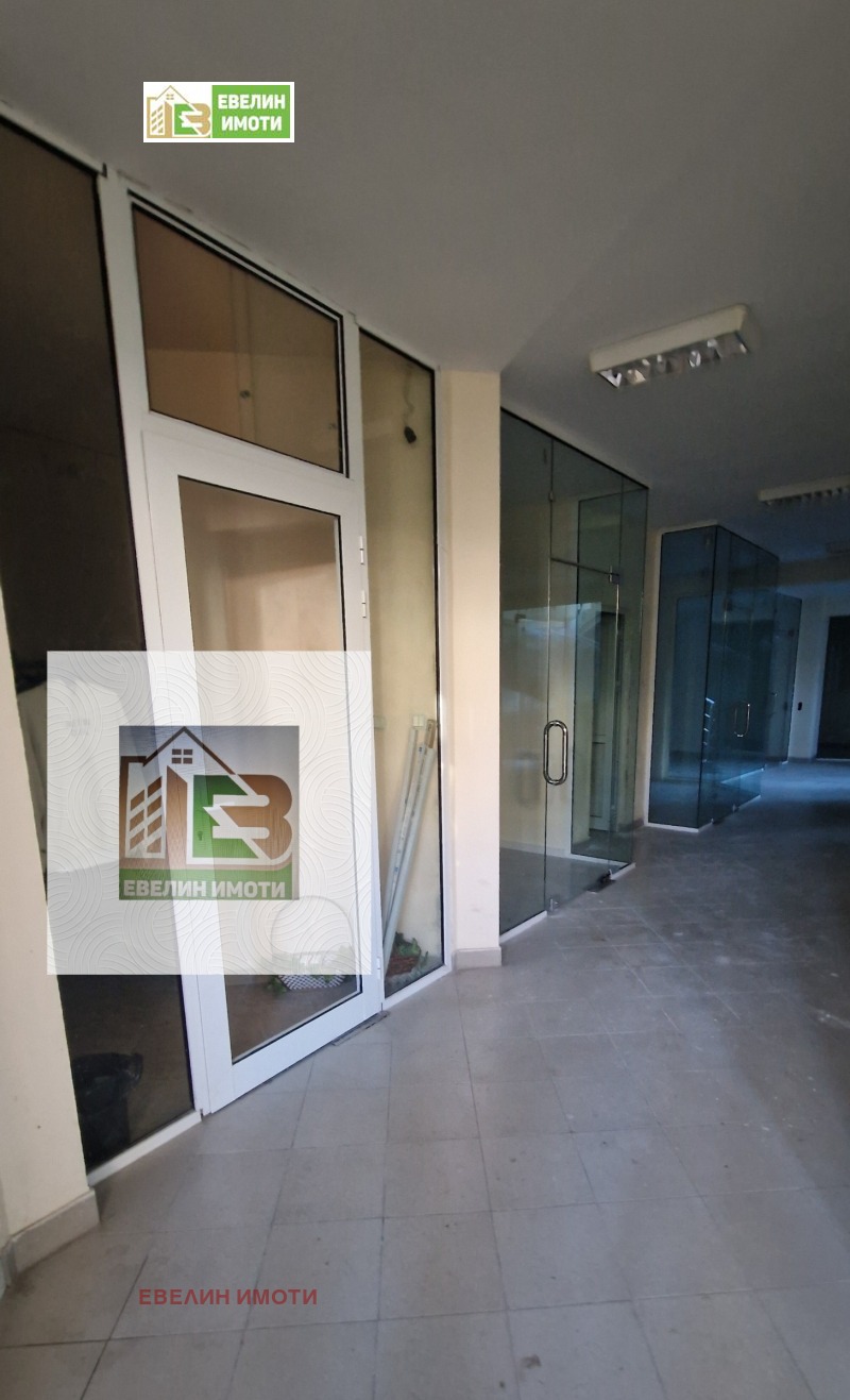 Продава МАГАЗИН, гр. Русе, Център, снимка 7 - Магазини - 53166430