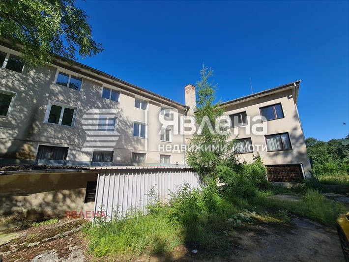 Продава ХОТЕЛ, гр. Тетевен, област Ловеч, снимка 3 - Хотели - 52978807