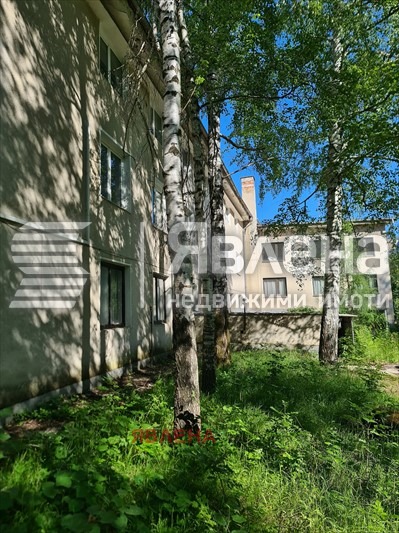 Продава ХОТЕЛ, гр. Тетевен, област Ловеч, снимка 5 - Хотели - 52978807