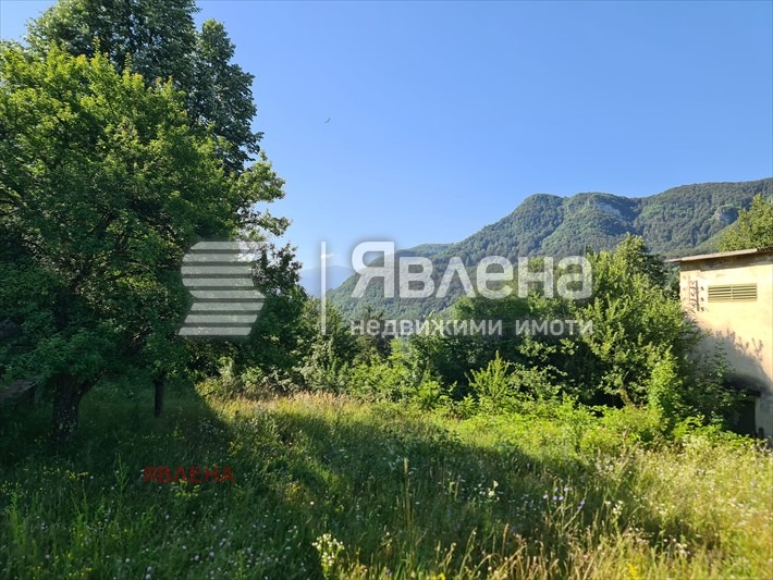 Продава ХОТЕЛ, гр. Тетевен, област Ловеч, снимка 8 - Хотели - 52978807