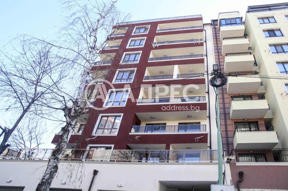 Продава 3-СТАЕН, гр. София, Света Троица