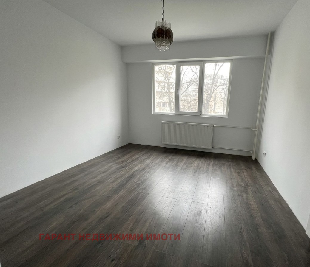 Продава 3-СТАЕН, гр. Габрово, Център, снимка 3 - Апартаменти - 54077304