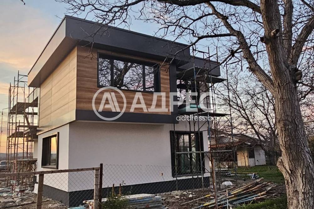 Продава КЪЩА, с. Крумово, област Пловдив