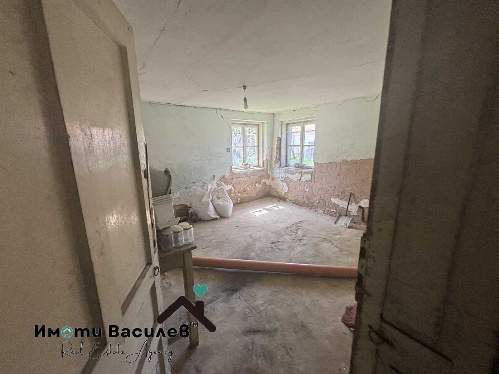 Продава КЪЩА, гр. Годеч, област София област, снимка 5 - Къщи - 54325758
