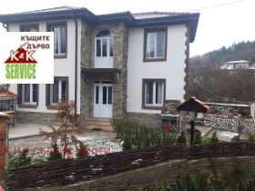 Продажба на имоти в с. Свежен, област Пловдив - изображение 1 
