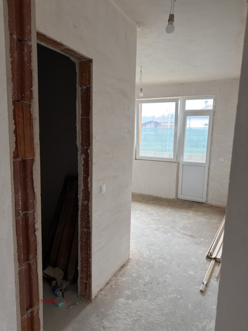 Продава КЪЩА, с. Баня, област Благоевград, снимка 5 - Къщи - 52235793