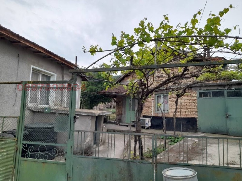 Продава КЪЩА, с. Разделна, област Варна