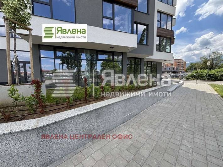 In vendita  Negozio Sofia , Vitosha , 345 mq | 25621428