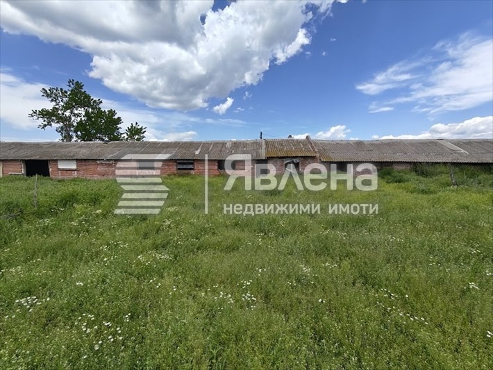 Продава ПРОМ. ПОМЕЩЕНИЕ, с. Церетелево, област Пловдив, снимка 8 - Производствени сгради - 56088353