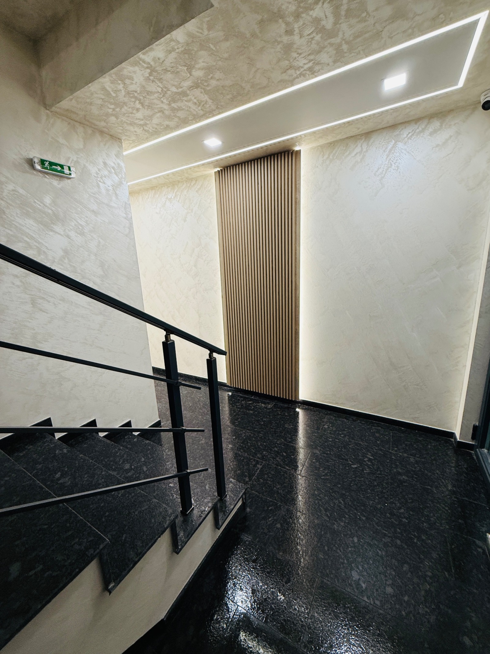 Продава 2-СТАЕН, гр. Перник, Център, снимка 2 - Апартаменти - 54220938