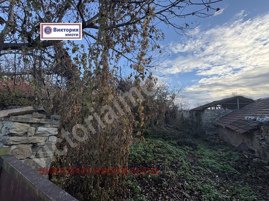 Продава КЪЩА, с. Обединение, област Велико Търново, снимка 2 - Къщи - 50250341