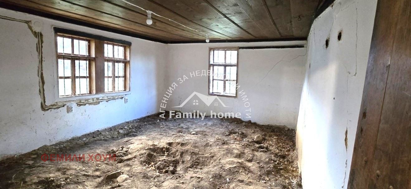 Продава КЪЩА, гр. Елена, област Велико Търново, снимка 6 - Къщи - 53941813