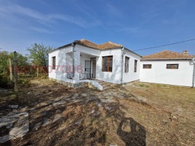 Продажба на имоти в с. Оризаре, област Бургас - изображение 1 