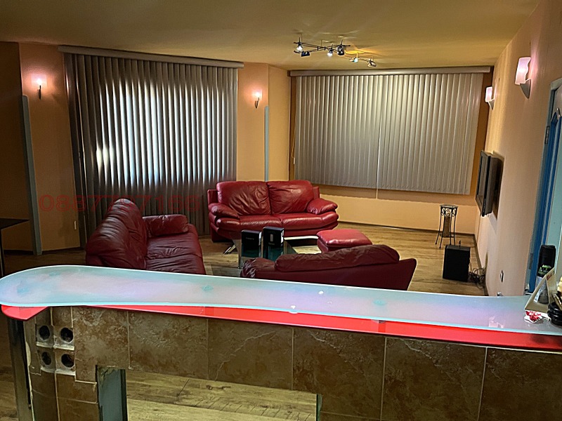 Продава 3-СТАЕН, гр. Пазарджик, Център, снимка 3 - Апартаменти - 52981491