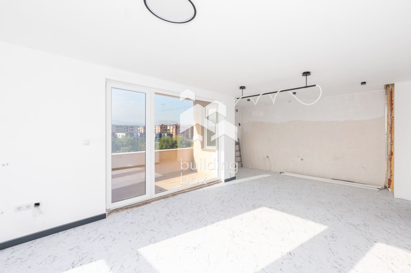 Продава 3-СТАЕН, гр. Пловдив, Остромила, снимка 2 - Апартаменти - 53245360